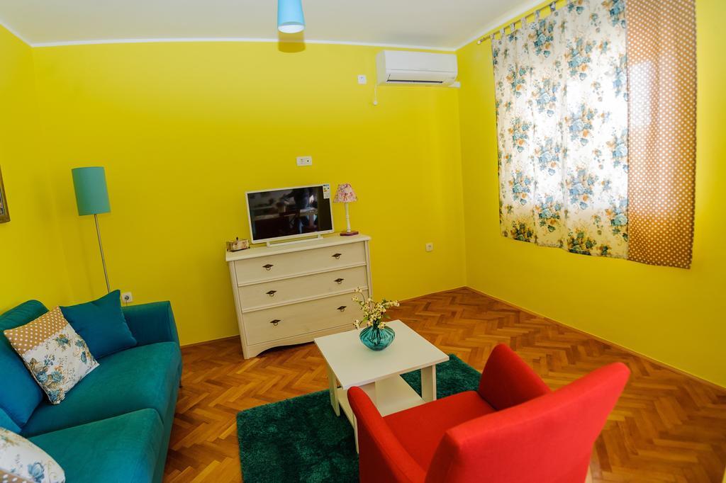Apartment Marina Kastela Oda fotoğraf