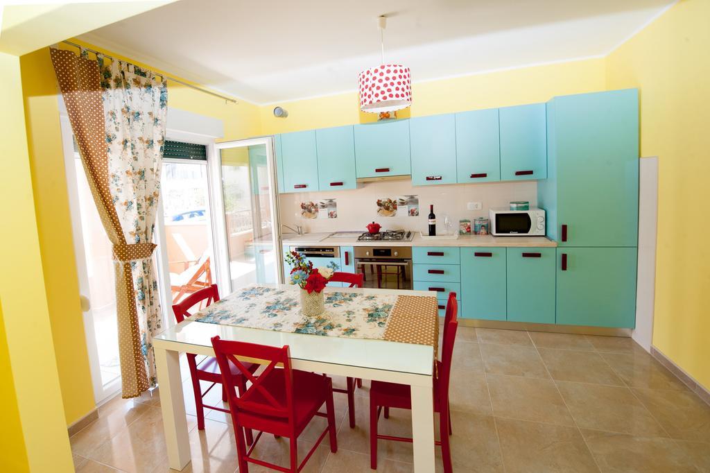 Apartment Marina Kastela Oda fotoğraf